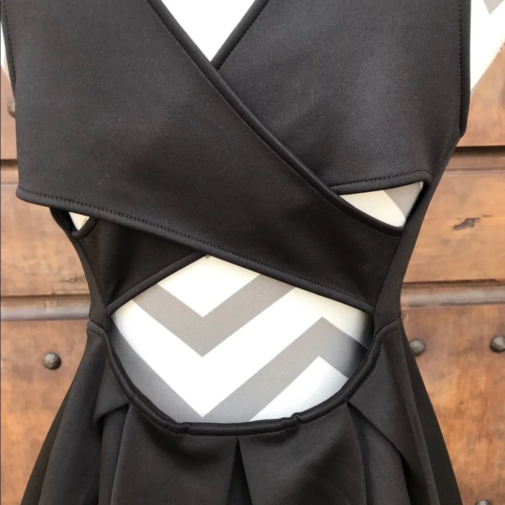 EXPRESS DRESS - Picture 5 of 7